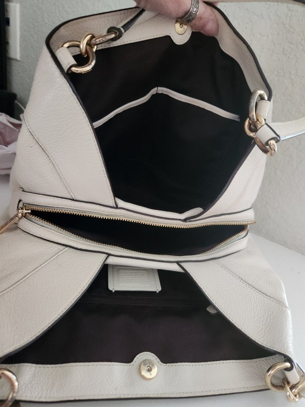 Coach Lexy White Leather Tote Bag Purse - Picture 10 of 11